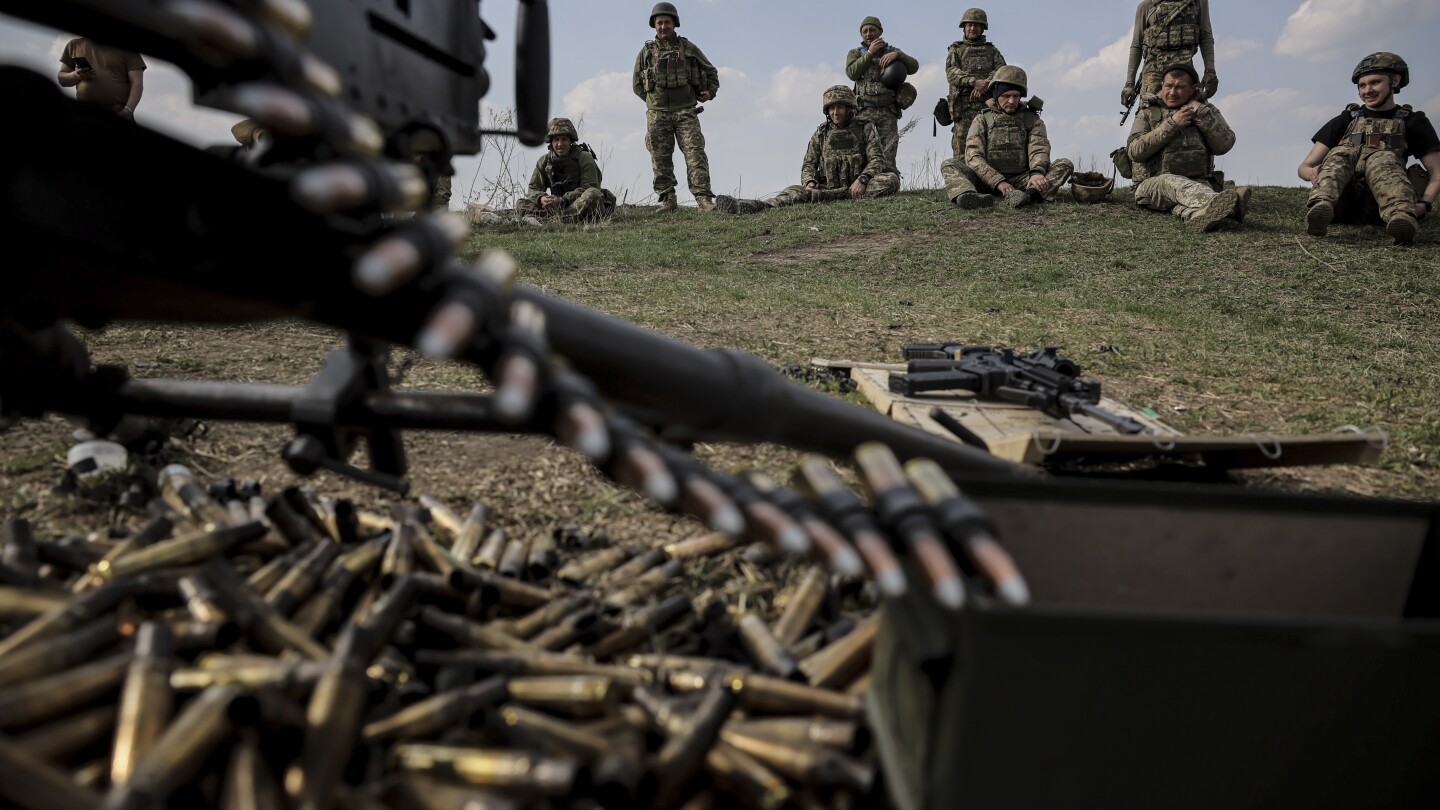 Ukrainians expect Russia to launch a fresh offensive to strengthen its negotiating position