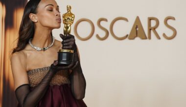 Zoe Saldaña wins best supporting actress Oscar for 'Emilia Pérez'