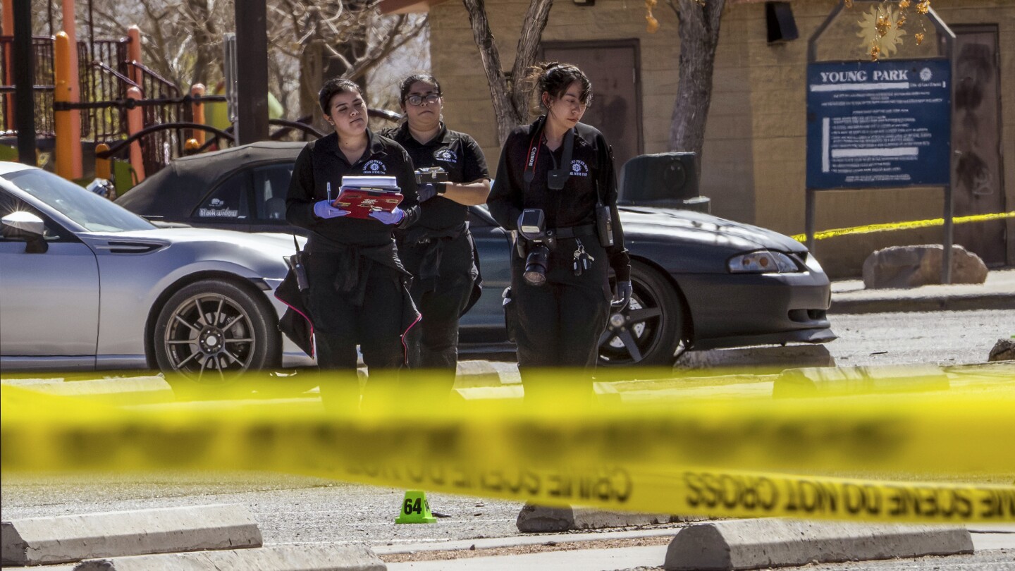 New Mexico shooting: 3 killed, 14 injured at Las Cruces park