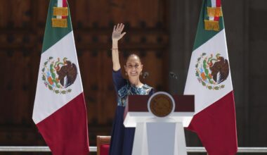 Mexicans rally for their president after Trump threatened, then delayed tariffs
