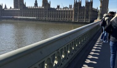 Love it when the sun hits Westminster Bridge just right and you get a cheeky surprise