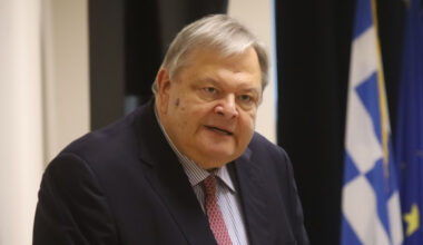 Βενιζέλος: Η Ελλάδα θα πρέπει να ζητήσει εγγυήσεις ασφαλείας στη νέα ευρωπαϊκή αμυντική πολιτική