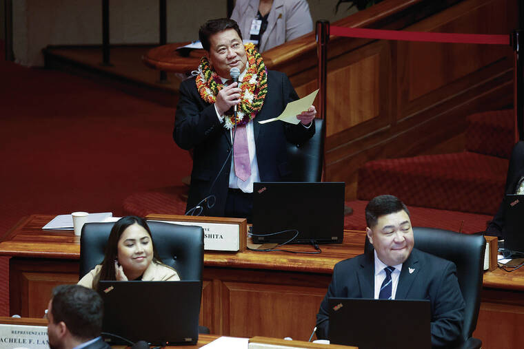 On Politics: Agree to agree that fed chaos will hurt isle economy
