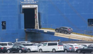 Japan's economy grew at 2.2% annual rate in Oct-Dec