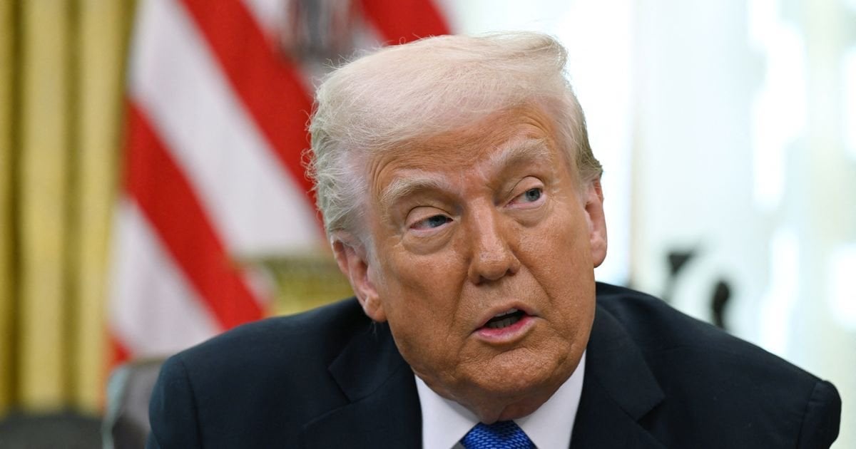 Trump says any country buying Venezuelan oil and gas will face staggering tariffs on all US trade