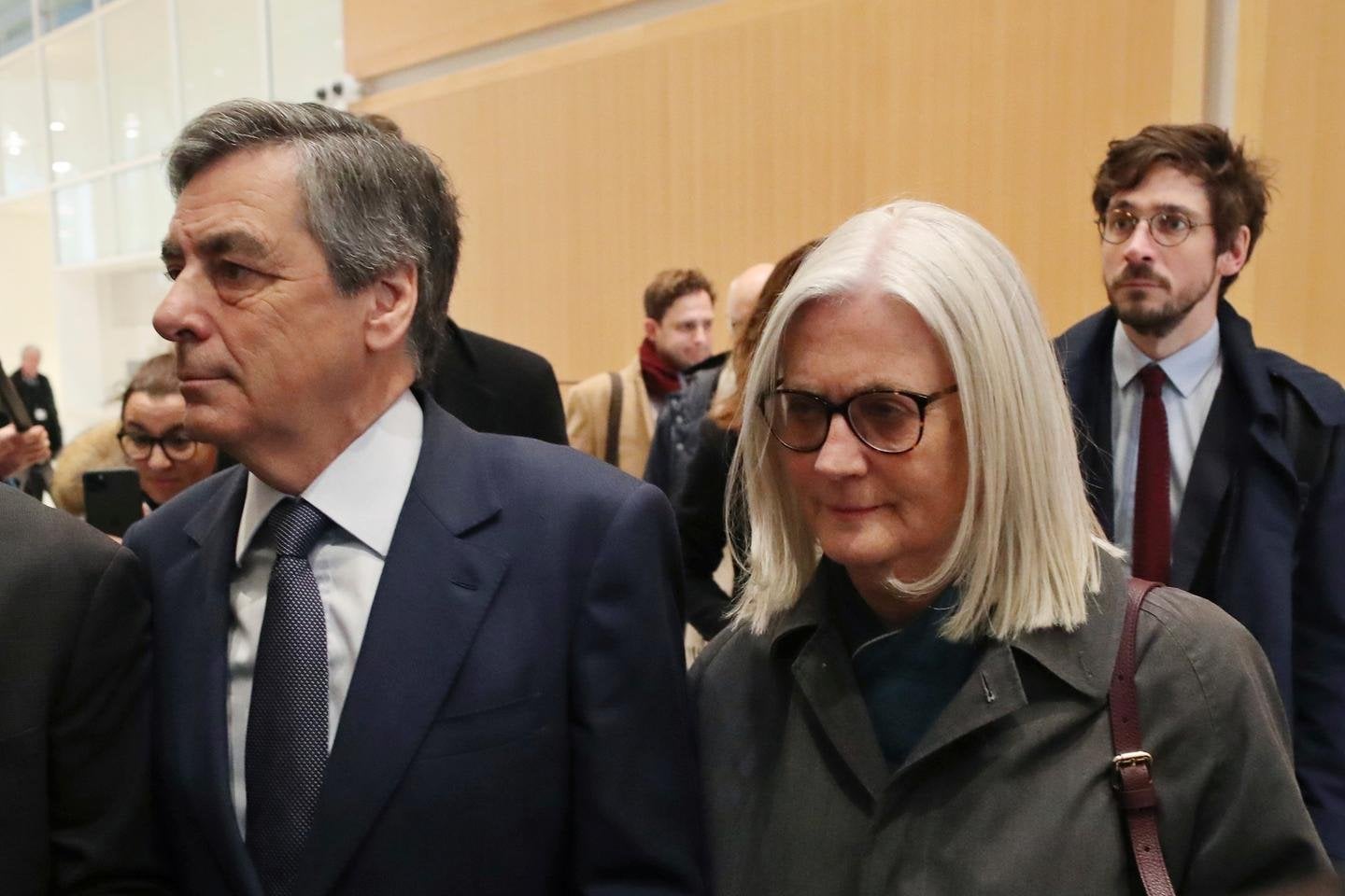 François Fillon a proposé de verser 700 000 euros à l’Assemblée dans l’affaire des emplois fictifs de son épouse