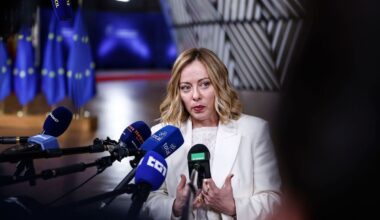 Meloni Backs Giving Ukraine NATO Security Without Membership