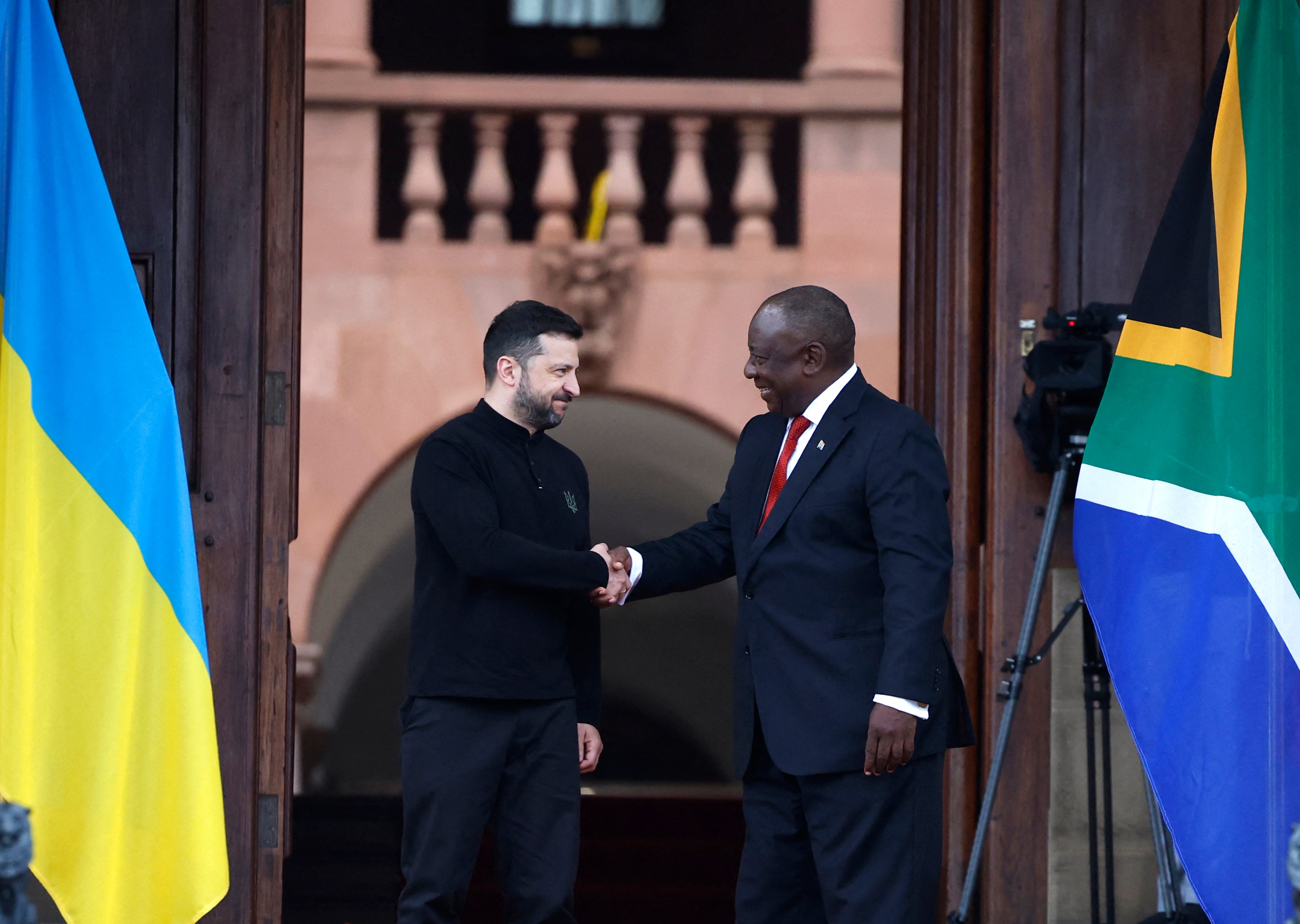 President Zelensky held talks with his South African counterpart