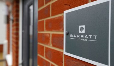 Barratt Redrow's forward sales drop 10%, maintains homebuilding target