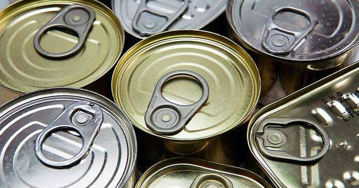 UK households urged to stockpile tinned food by government as steel crisis worsens