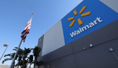 Walmart pulls Q1 guidance due to Trump tariffs