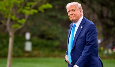 Market chaos puts White House on defense