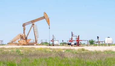 U.S. crude oil tumbles as China imposes retaliatory tariffs