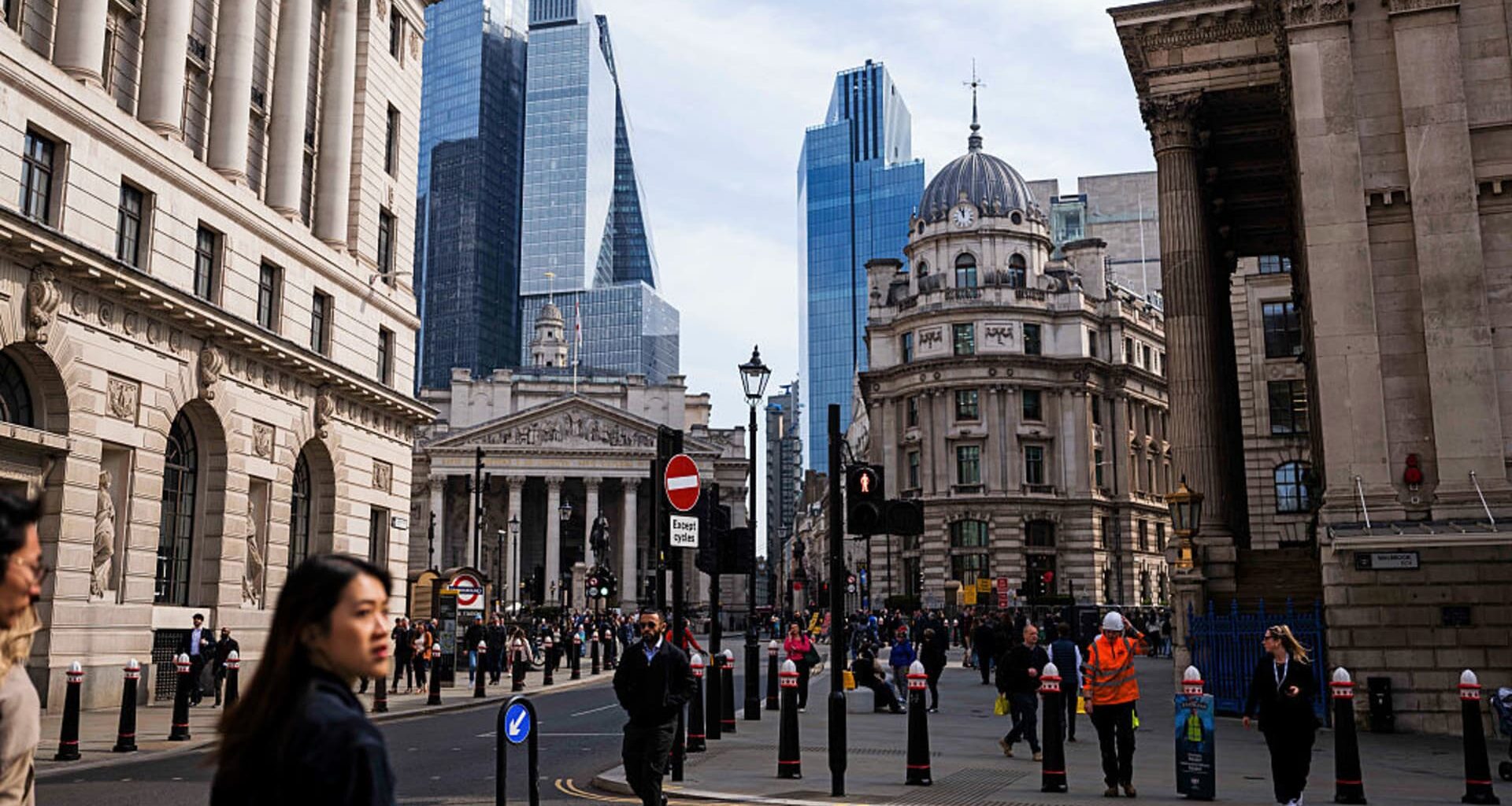 UK risks losing ground to rival fintech and crypto hubs, execs say