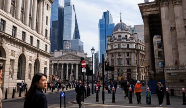 UK risks losing ground to rival fintech and crypto hubs, execs say