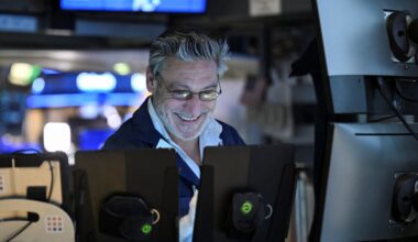 investors welcome Trump's tariff pause