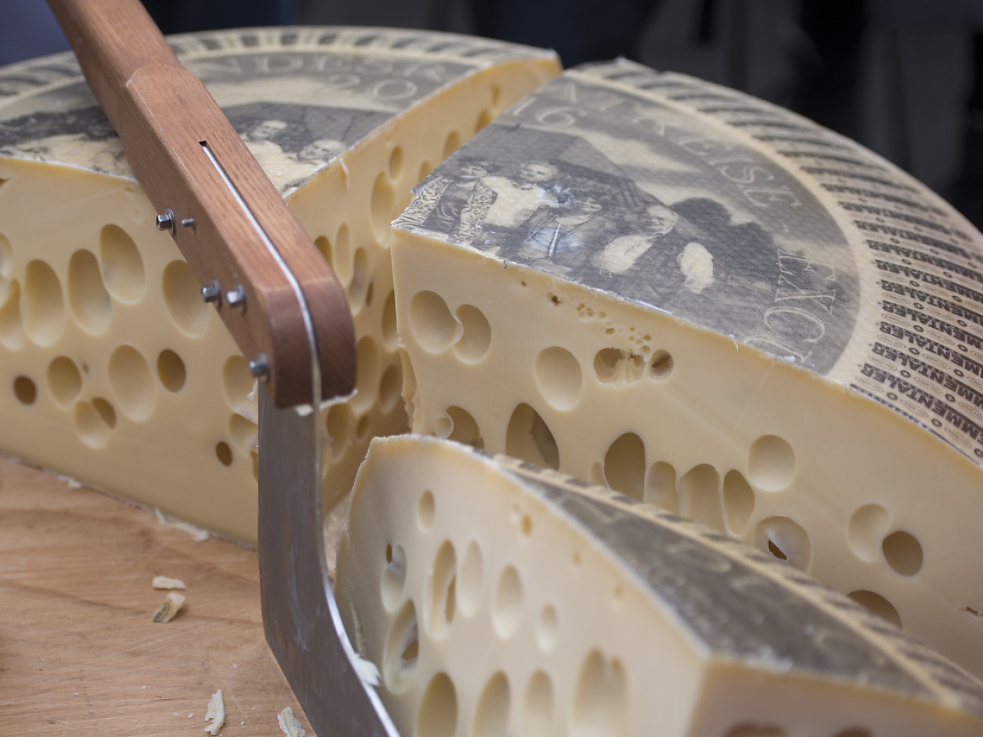 Court allows aids for the holes in Emmental cheese