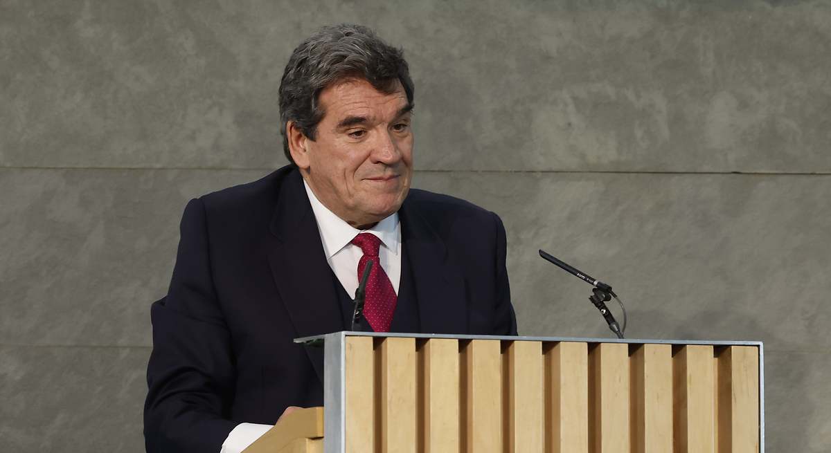Escrivá cree que España está menos expuesta a los aranceles aunque reconoce que hay preocupación