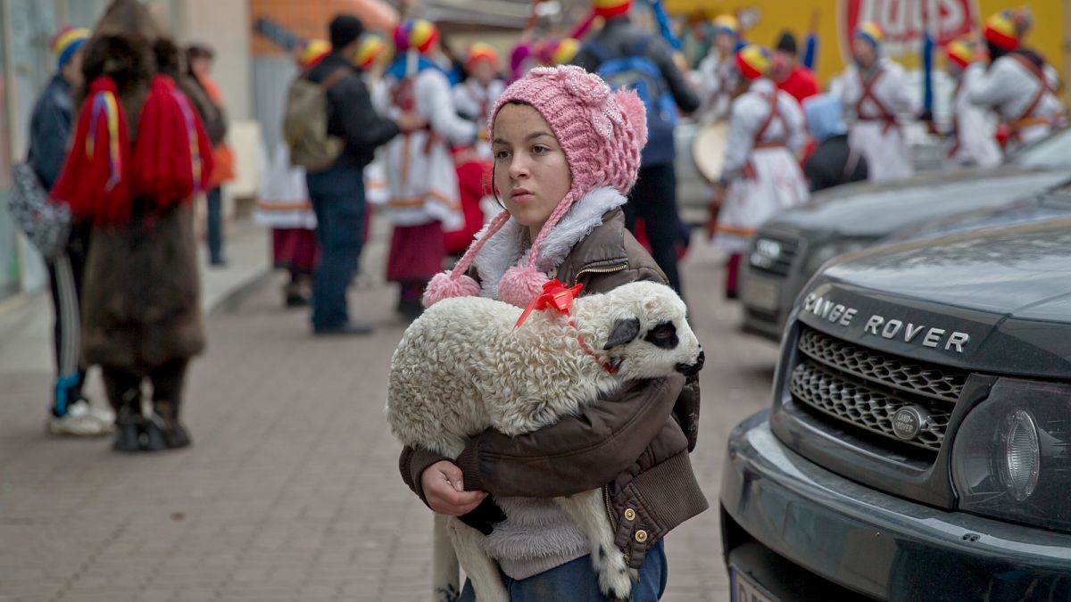 Romanian regulators urge adherence to rules covering lamb slaughter at Easter