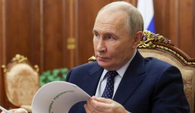 Exclusive: Vladimir Putin won't be tried for war crimes in absentia while president
