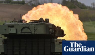Ukraine war briefing: US and Kyiv ‘ready to sign’ minerals deal amid uncertainty over last-minute hurdles | Ukraine