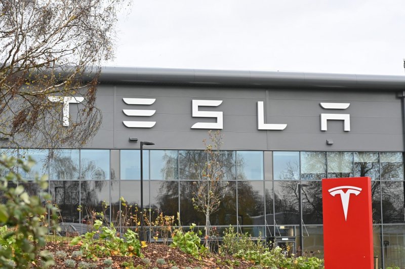 Tesla faces sharp sales drop in Germany