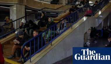 Ukraine war briefing: Russian missile attack on Kyiv injures three and triggers air alert | Europe