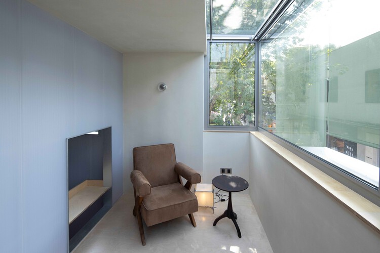 Renovation of the "Nooks and Corners" Space in Hongye Garden / Greyspace Architects - Interior Photography, Living Room, Glass