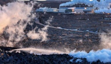 Magma flow beneath Svartsengi now faster than after last eruption