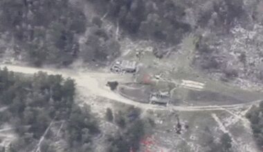 Busting A Russian Bunker, A Ukrainian Jet Buried An Artillery Staff