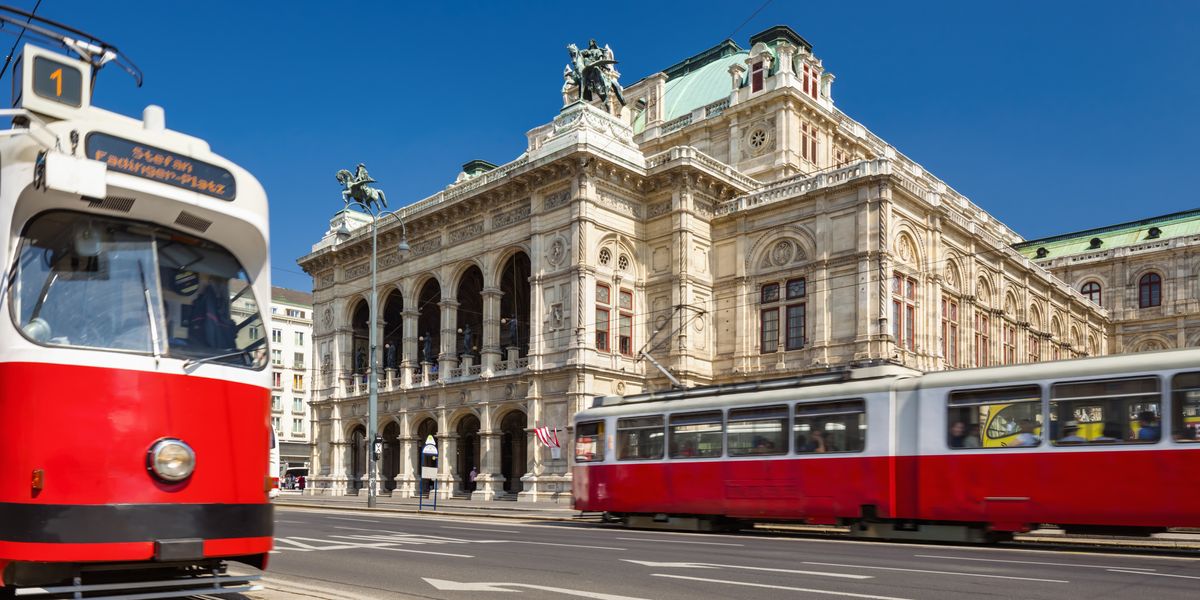 Travel warning: Terrorists are 'likely' to attempt attack in European tourist spot