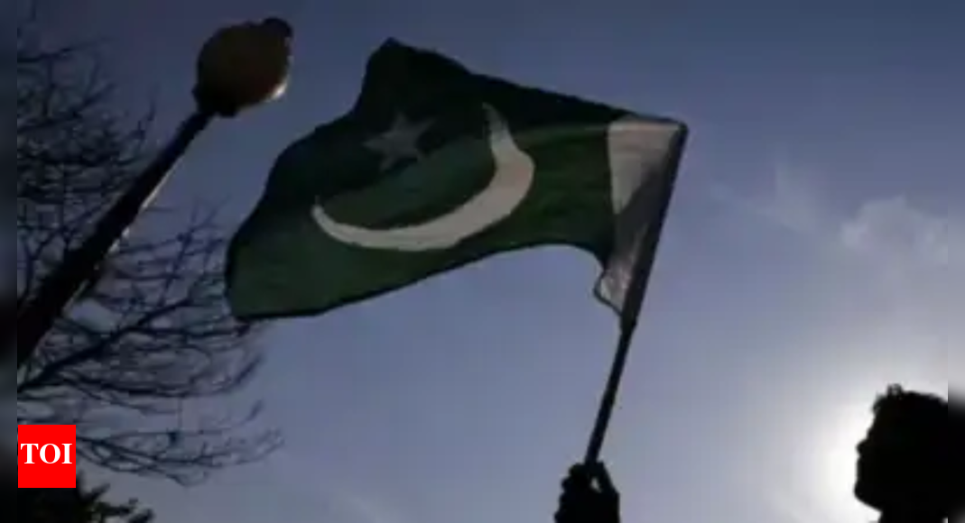 Baloch separatists kill 8 Pakistanis in Iran