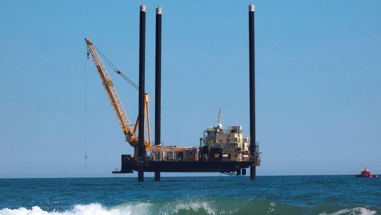State vs federal: Climate policy conflict intensifies