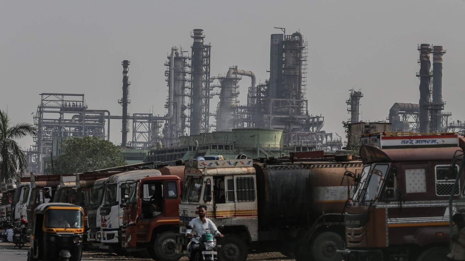 India’s crude import price falls below $70 per barrel, a first since August 2021 | Latest News India