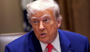 Trump truer med å skattlegge Harvard som en politisk organisasjon