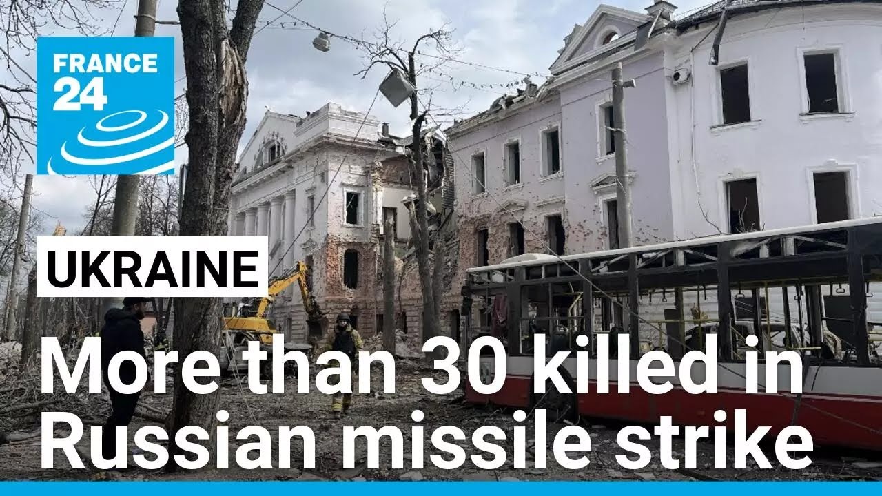 Ukraine: More than 30 killed in Russian missile strike on Sumy, officials say • FRANCE 24 English
