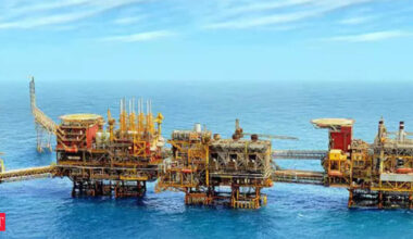India's oil and gas production fall in 2024-25