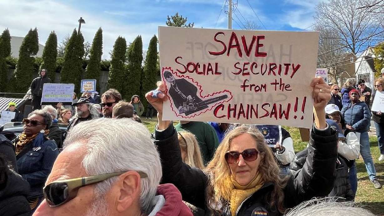 Judge extends ban on Musk's DOGE access to private Social Security data