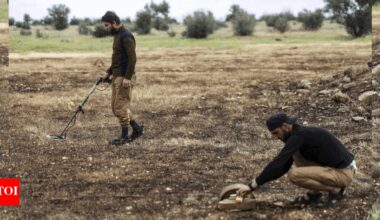 Syria Land Mines: ‘It’ll take ages to clear them’: At least 249 dead as Syria’s land mines continue to kill civilians months after civil war ends