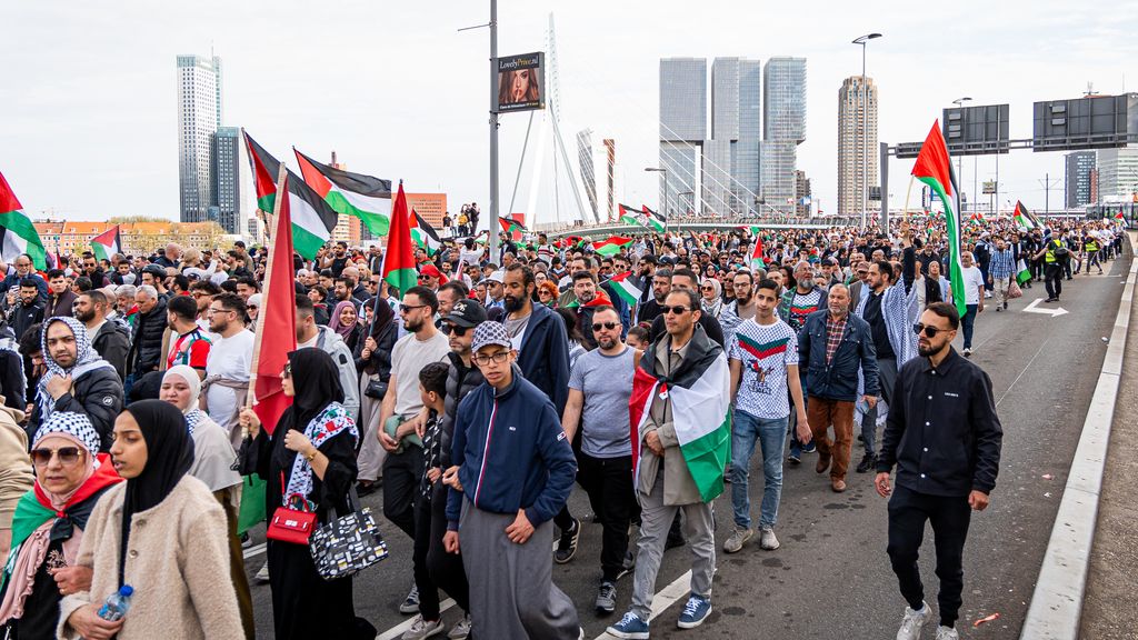 Groot protest in Rotterdam tegen oorlog in Gazastrook