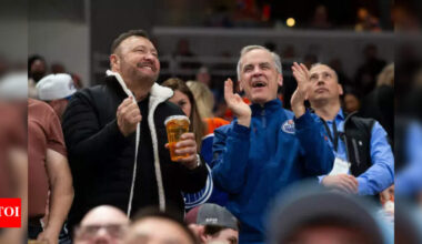 Canada's PM Mark Carney rallies behind Edmonton Oilers before playoffs | NHL News