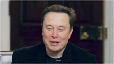 'If a hot girl texts you ... ': Elon Musk mocks crypto scams in viral X post
