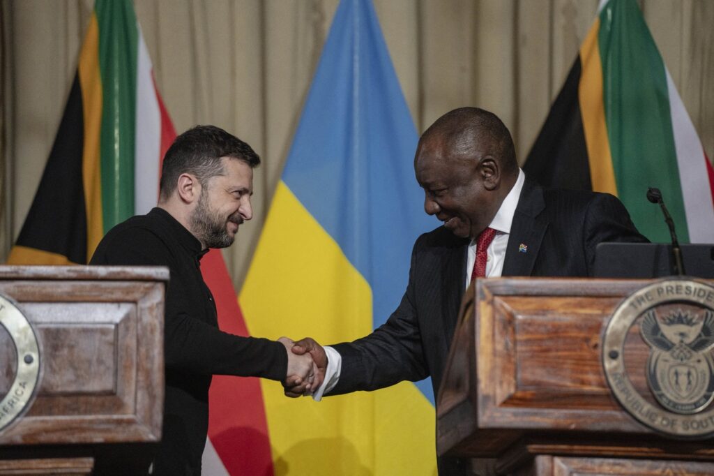 Volodimir Zelenski in Cyril Ramaphosa 