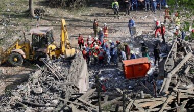 Massive Russian strike on Ukraine's capital kills several people, injures dozens, as peace talks apparently stall