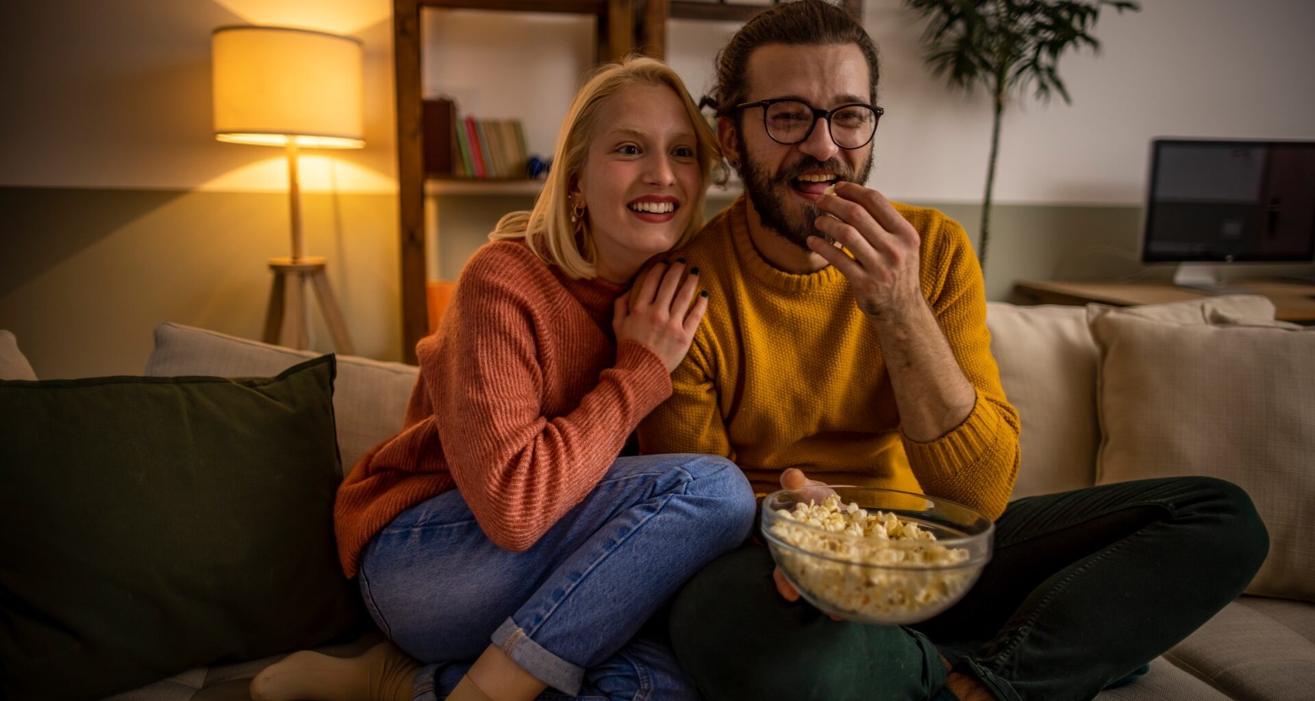 Five savvy tips to have a fabulous 'no-spend' weekend to save money