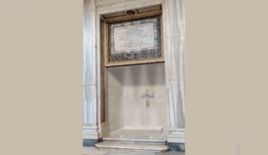 Pope’s tomb made of marble from the land of his Italian grandparents