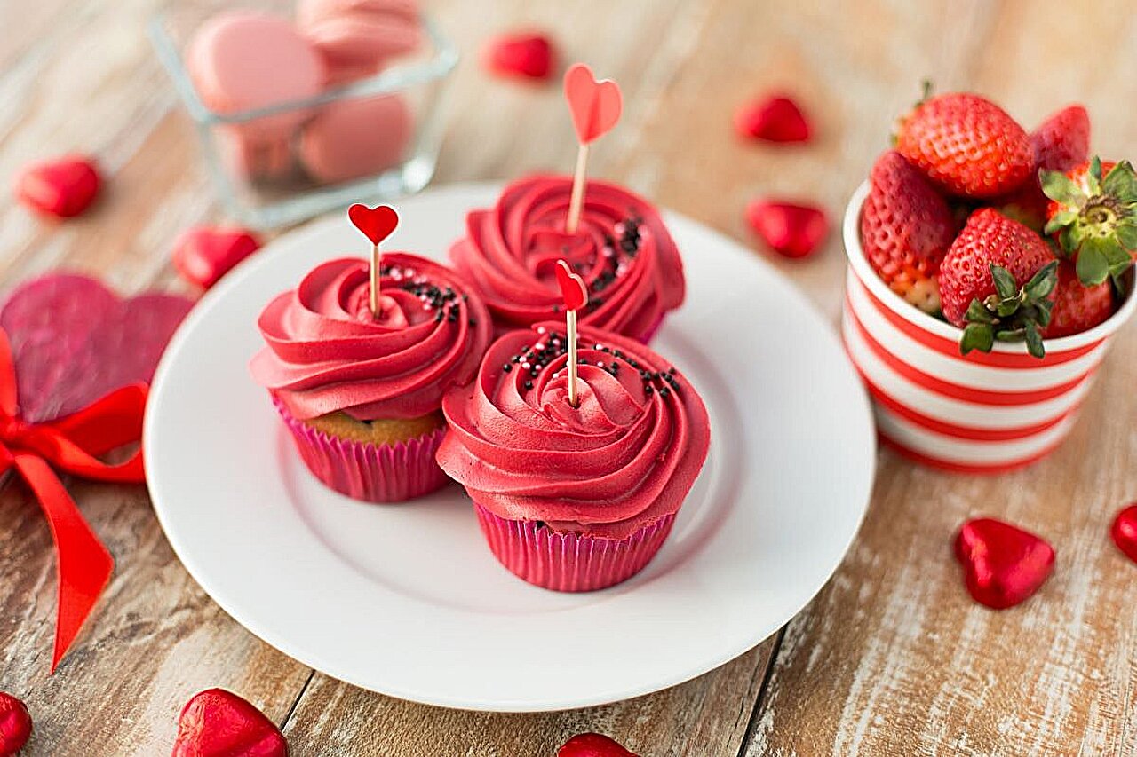 HHS, FDA offer timeline for phasing out petroleum-based food dyes