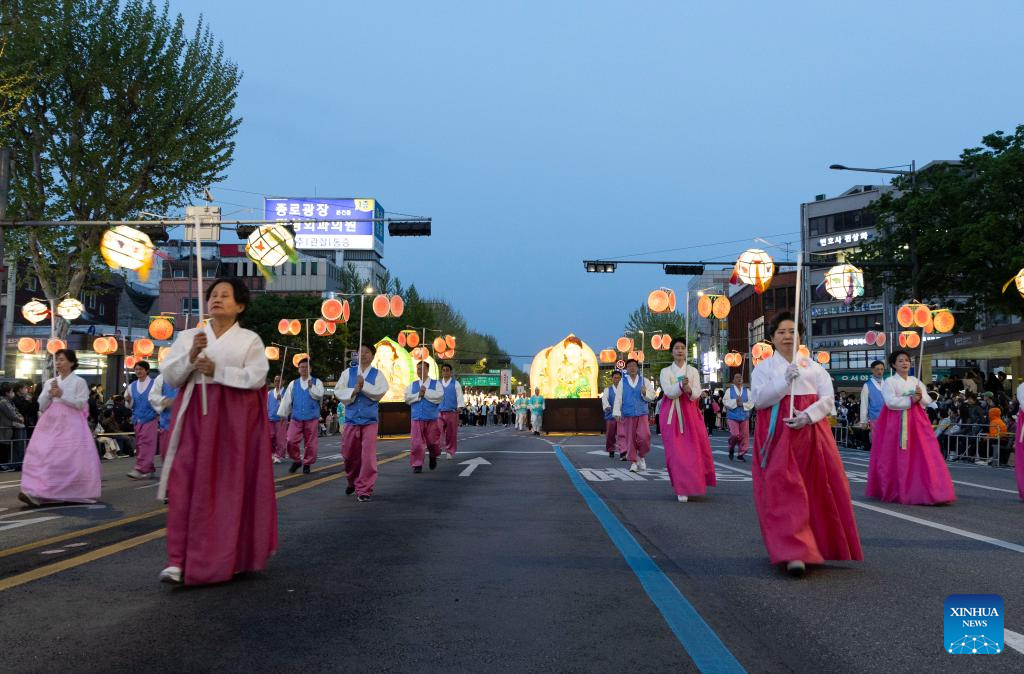 Lantern parade held in Seoul, South Korea-Xinhua