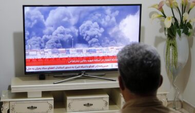 Iran: Mehr als 700 Verletzte bei Explosion im Hafen Schahid Radschai