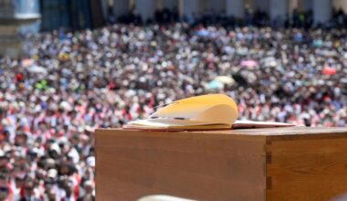 Farewell to Pope Francis as pages of the Gospel turn in the wind